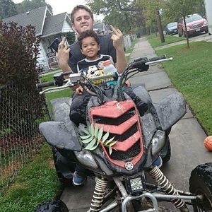 Meet your Posher, Zach